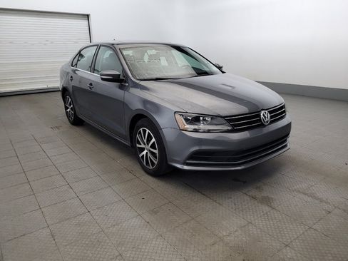 Used 2017 Volkswagen Jetta SE FWD image 13