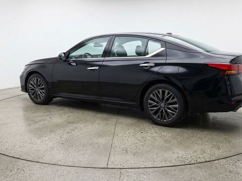 Used 2025 Nissan Altima 2.5 SV image 6