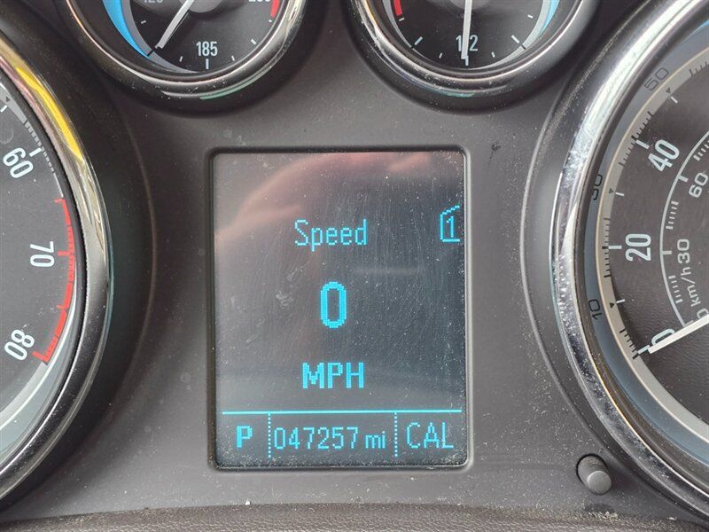 Used 2013 Buick Verano Leather FWD image 5
