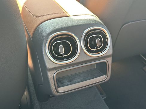 New 2026 Mercedes-Benz C 300 4MATIC Sedan image 26