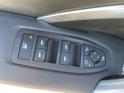 Used 2025 BMW X1 xDrive28i image 11