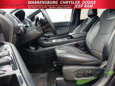 Used 2020 Ford Edge ST w/ Equipment Group 401A AWD/4WD image 12
