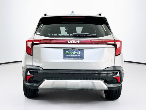 Used 2024 Kia Seltos S image 7