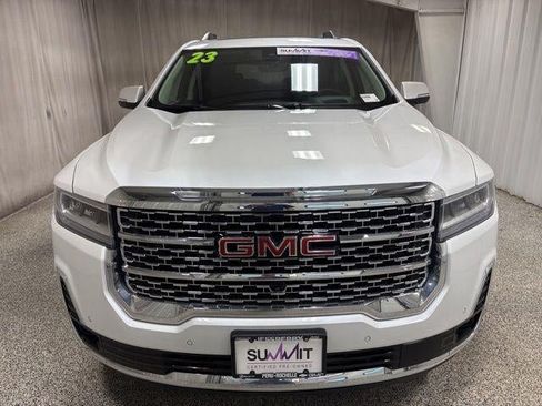 Used 2023 GMC Acadia Denali w/ Denali Ultimate Package AWD/4WD image 8