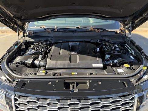 Used 2019 Land Rover Range Rover Supercharged image 6