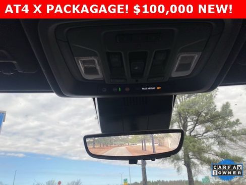 Used 2025 GMC Sierra 2500 AT4X image 40