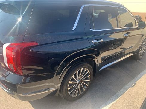 Used 2023 Hyundai Palisade Calligraphy AWD/4WD image 4