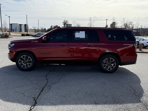Used 2023 Chevrolet Suburban Z71 w/ Z71 Off-Road Package image 4
