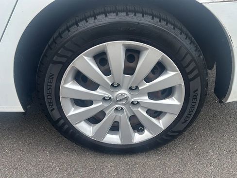 Used 2015 Nissan Sentra SV image 9