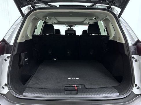 Certified 2023 Nissan Rogue SV w/ SV Premium B Package AWD/4WD image 21