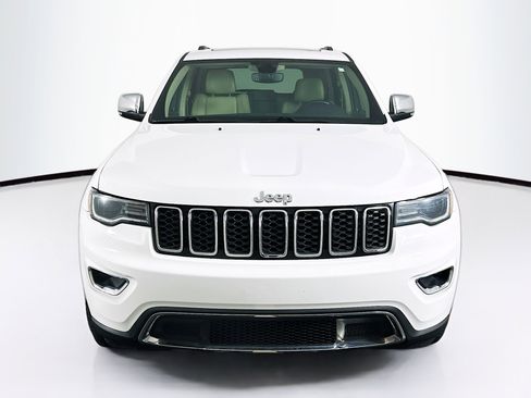Used 2020 Jeep Grand Cherokee Limited w/ Premium Lighting Group image 2
