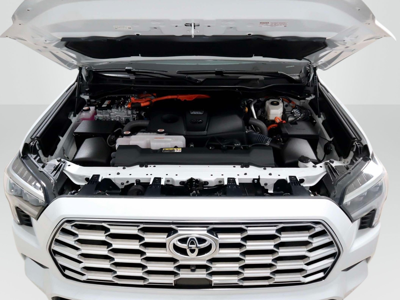Used 2026 Toyota Sequoia Capstone AWD/4WD image 9
