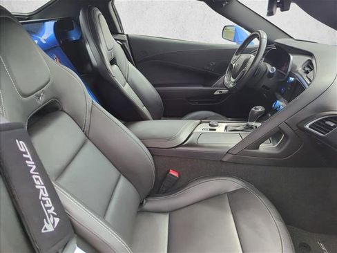 Used 2019 Chevrolet Corvette Stingray Convertible w/ 2LT Preferred Equipment Group RWD image 21