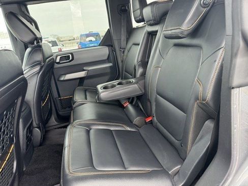 Used 2023 Ford Bronco Badlands image 24