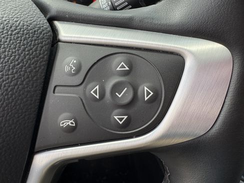 Used 2023 GMC Acadia SLT w/ Preferred Package image 11