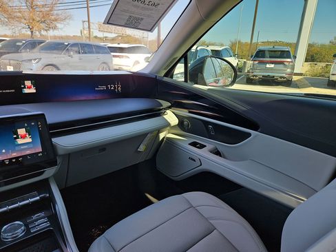 New 2026 Lincoln Nautilus Premier w/ Equipment Group 102A image 3