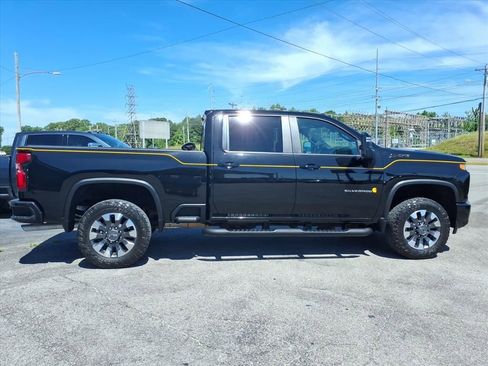 Used 2021 Chevrolet Silverado 2500 LTZ w/ Carhartt Edition AWD/4WD image 8