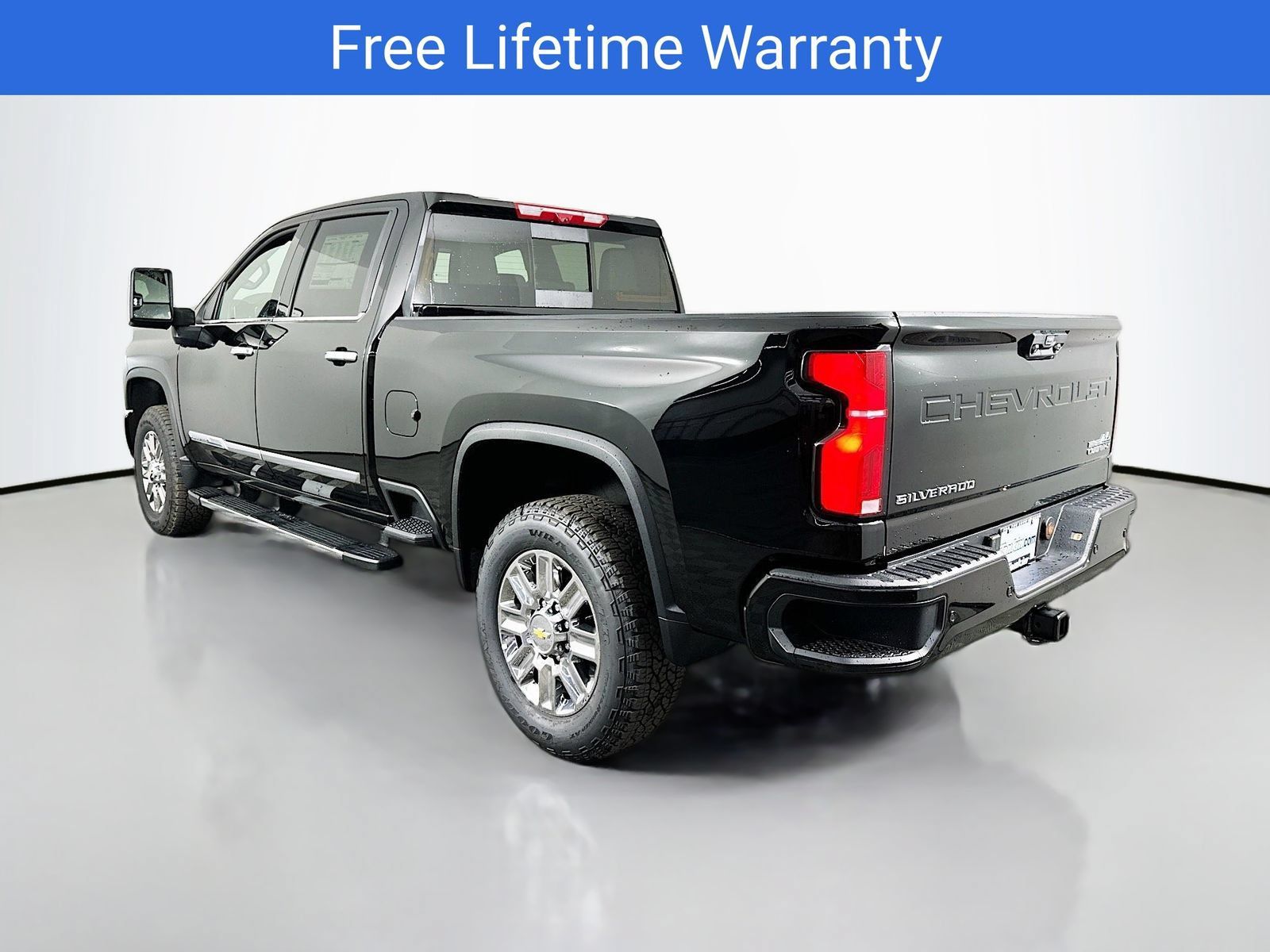 New 2026 Chevrolet Silverado 2500 High Country w/ High Country Premium Package AWD/4WD image 6