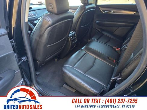 Used 2017 Cadillac XT5 Luxury w/ Driver Awareness Package image 10