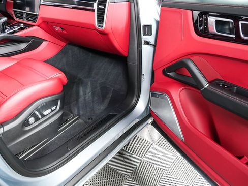 Certified 2021 Porsche Cayenne GTS image 29