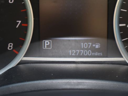 Used 2017 Nissan Sentra SV FWD image 9