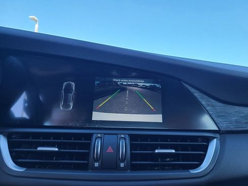 Used 2022 Alfa Romeo Giulia Sprint image 16