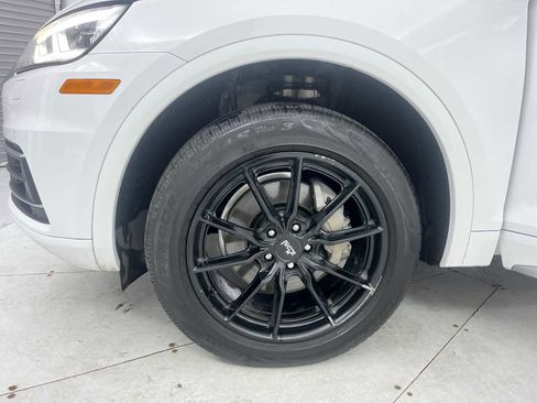 Used 2018 Audi Q5 2.0T Premium Plus w/ Premium Plus Package image 18