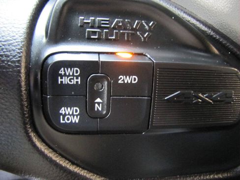 Used 2024 RAM 3500 Big Horn w/ Night Edition AWD/4WD image 38