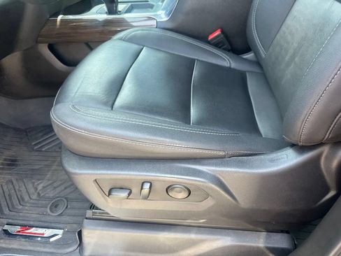 Used 2024 Chevrolet Silverado 1500 RST AWD/4WD image 17