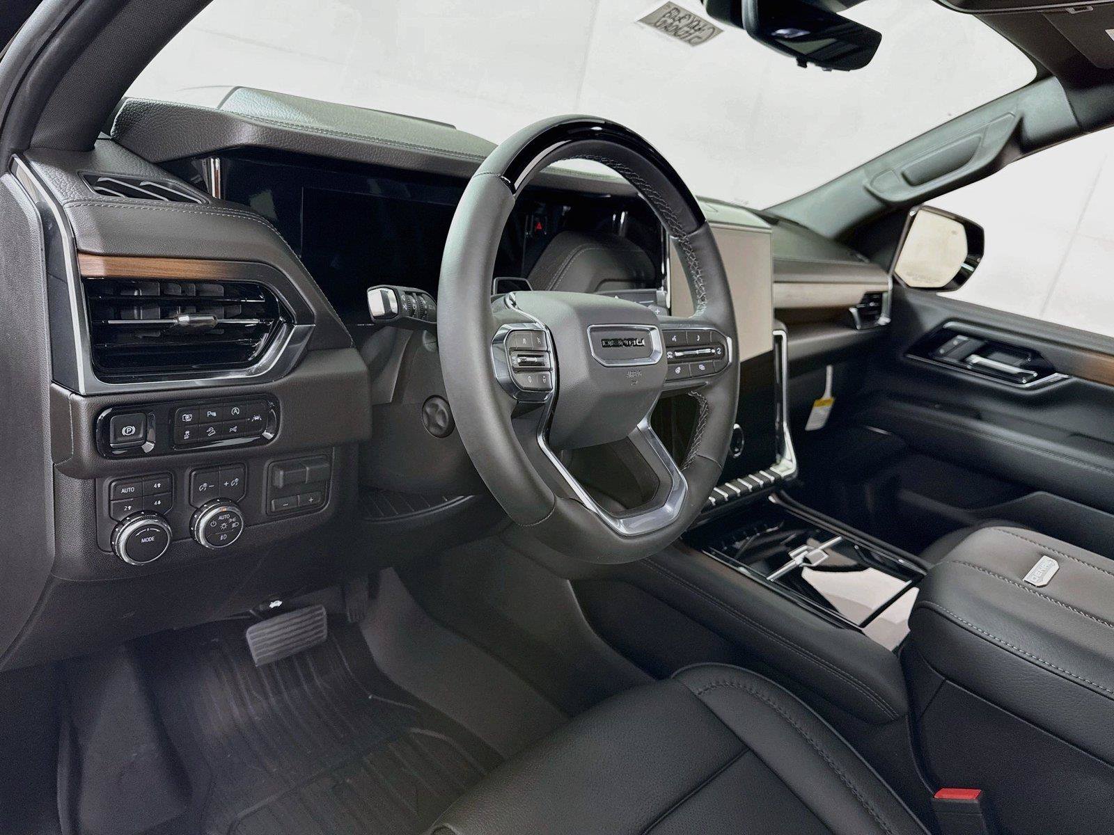 New 2027 GMC Yukon Denali w/ Advanced Technology Package AWD/4WD image 3
