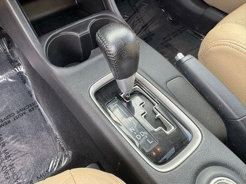 Used 2016 Mitsubishi Outlander SEL image 28