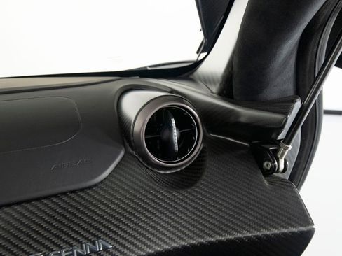 Used 2019 McLaren Senna RWD image 51