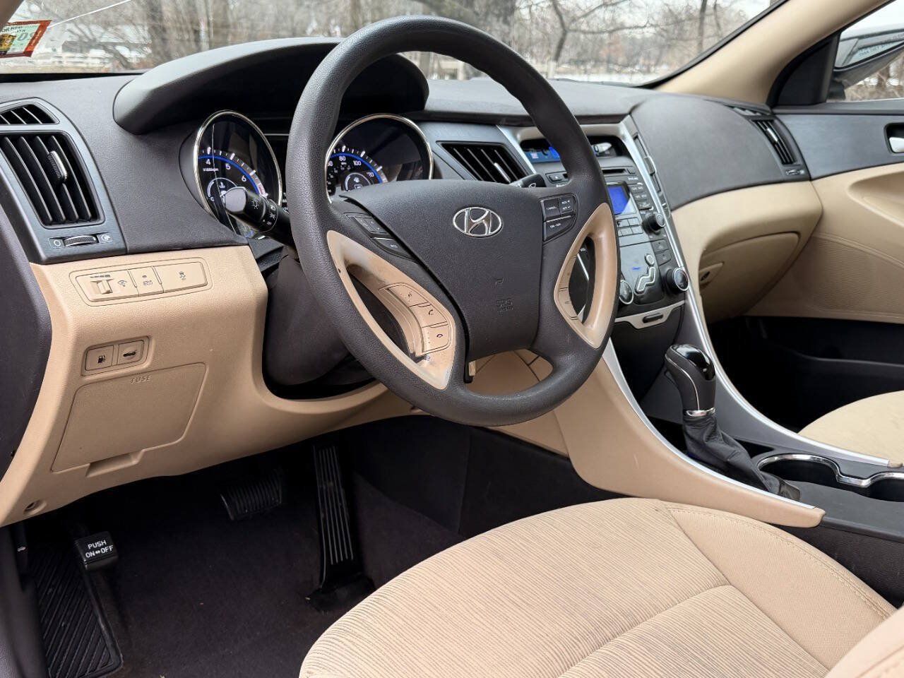 Used 2011 Hyundai Sonata GLS FWD image 7