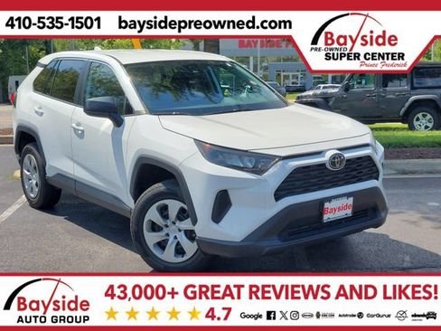 Certified 2022 Toyota RAV4 LE AWD/4WD image 1