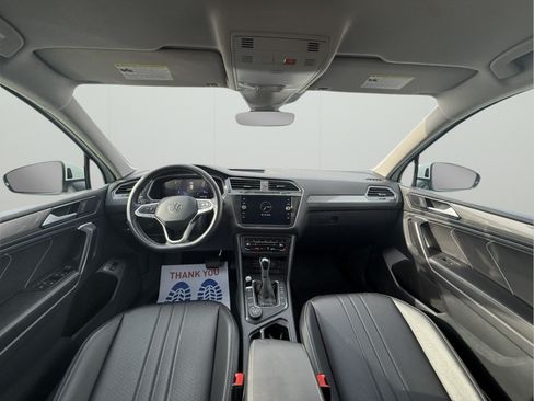 Used 2024 Volkswagen Tiguan SE AWD/4WD image 27