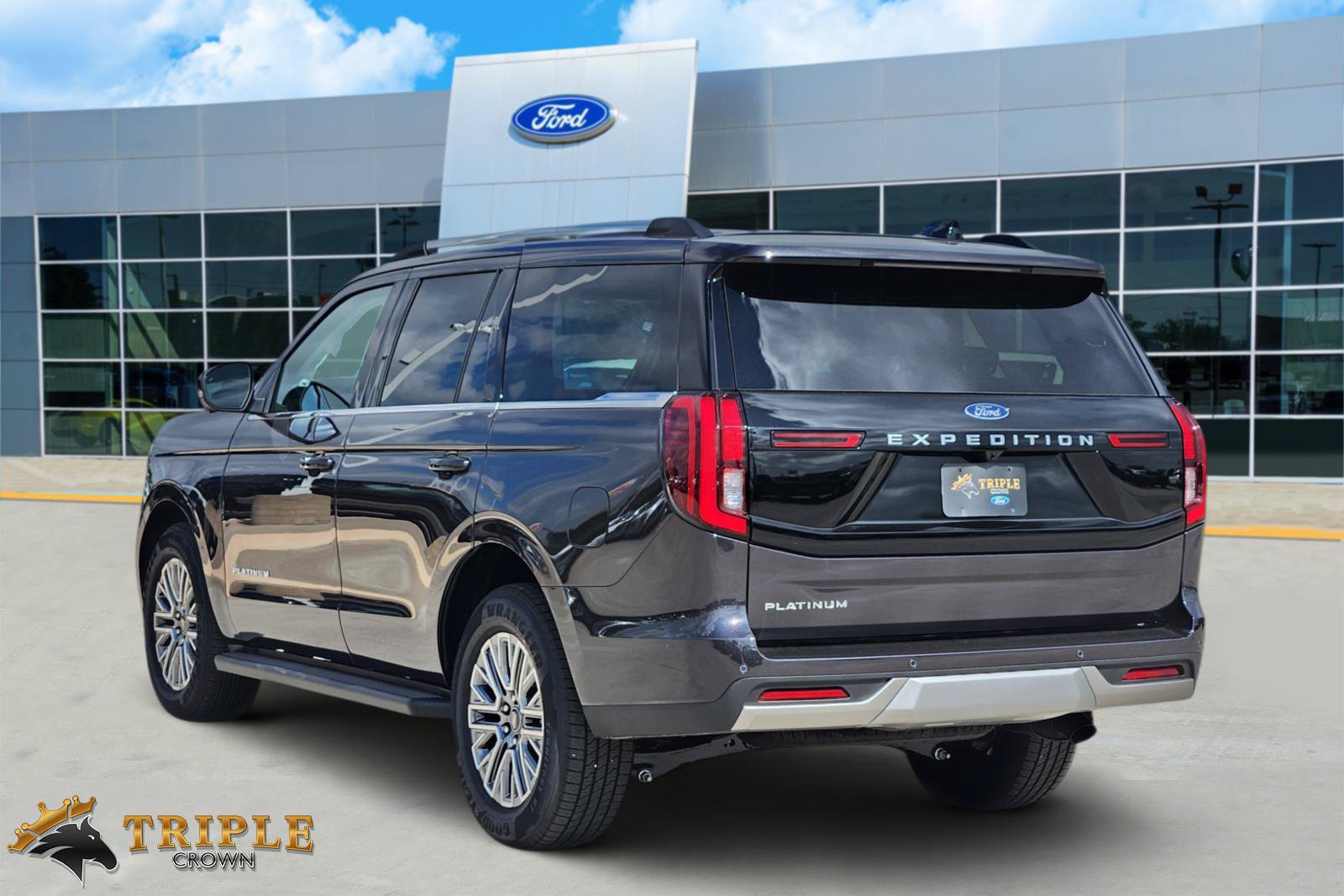 New 2026 Ford Expedition Platinum AWD/4WD image 4
