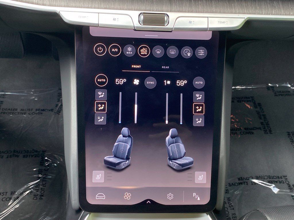 Used 2024 Lucid Air Pure RWD image 34