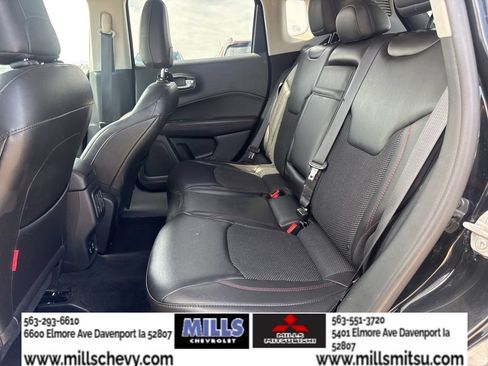 Used 2018 Jeep Compass Trailhawk w/ Cold Weather Group AWD/4WD image 22