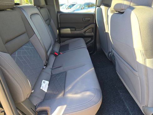 New 2026 Nissan Frontier SV w/ SV Convenience Package RWD image 18