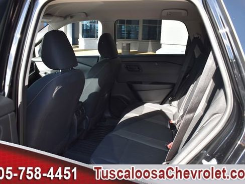 Used 2024 Nissan Rogue S image 19