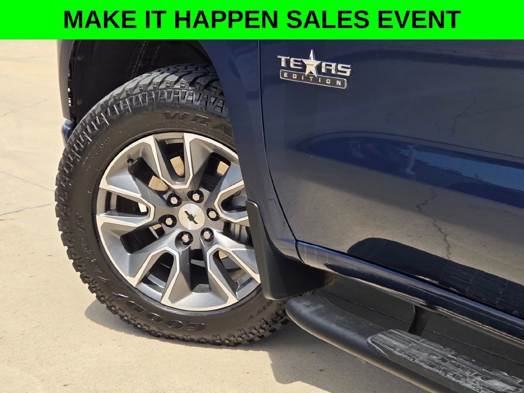 Used 2022 Chevrolet Silverado 1500 RST AWD/4WD image 31