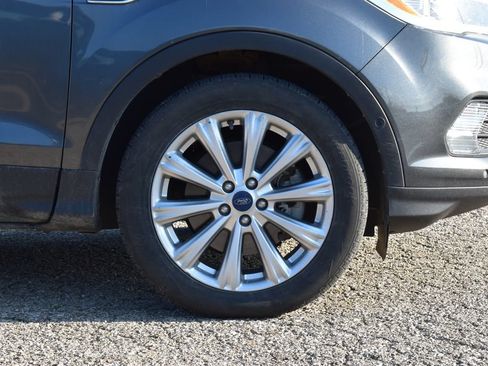 Used 2018 Ford Escape Titanium FWD image 4