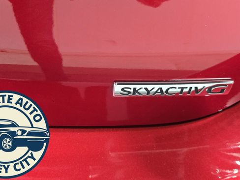 Used 2023 MAZDA MAZDA3 s image 26