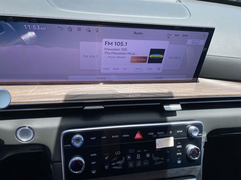 New 2026 Genesis GV80 2.5T Prestige AWD/4WD image 16