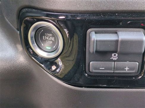 Certified 2025 Chevrolet Silverado 1500 ZR2 w/ Dark Appearance Package image 17