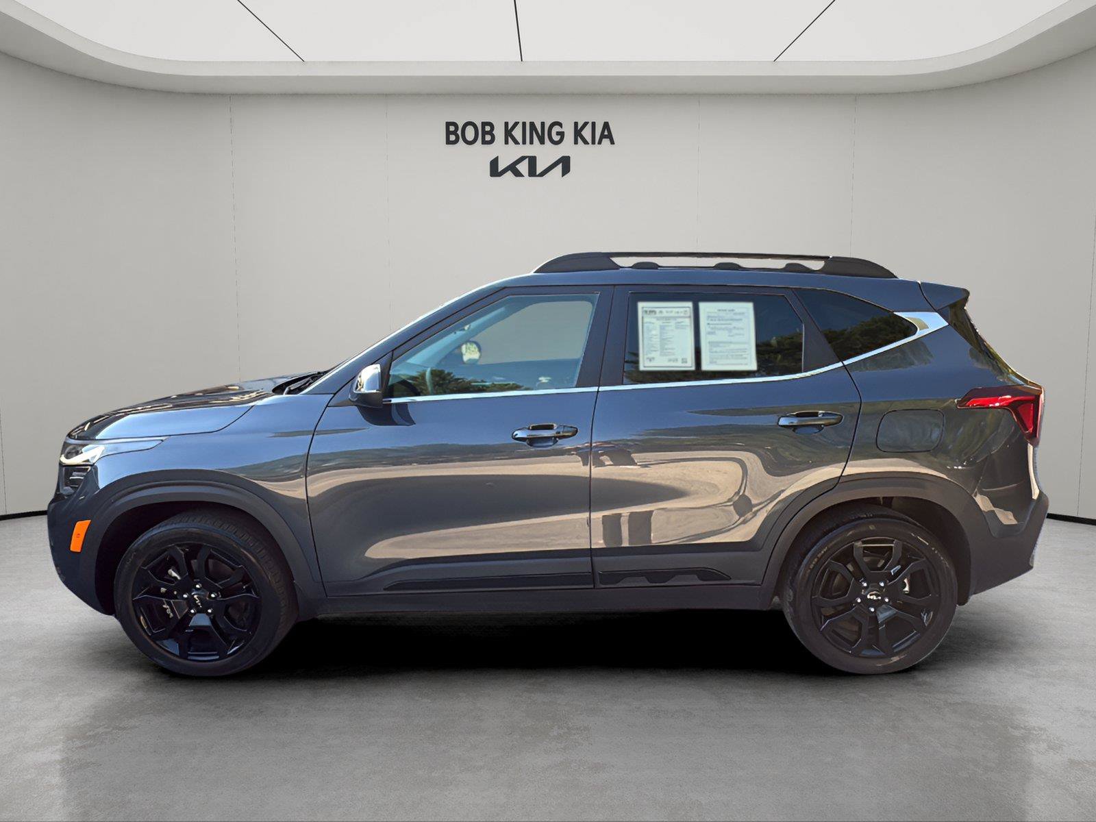 Used 2024 Kia Seltos X-Line AWD/4WD image 2