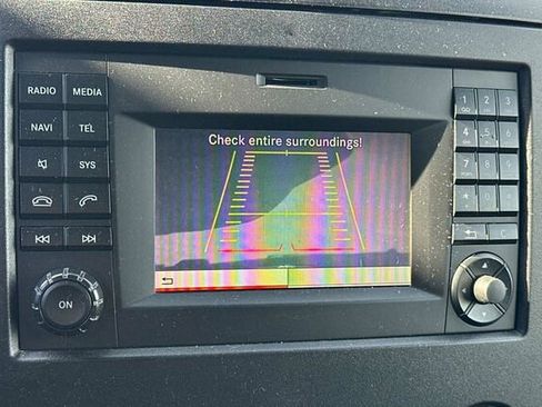 Used 2016 Mercedes-Benz Sprinter 2500 image 22