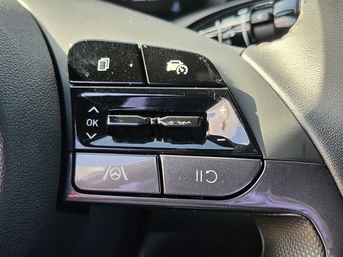 Used 2026 Hyundai Elantra Sport FWD image 22