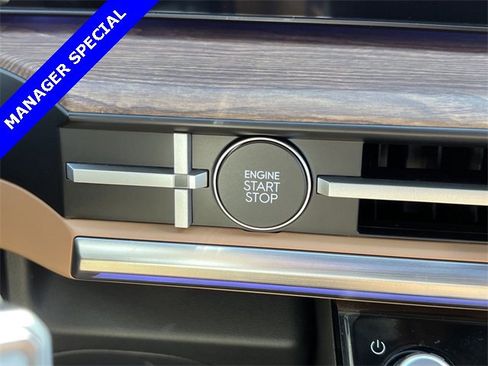 New 2025 Hyundai Santa Fe Limited image 23