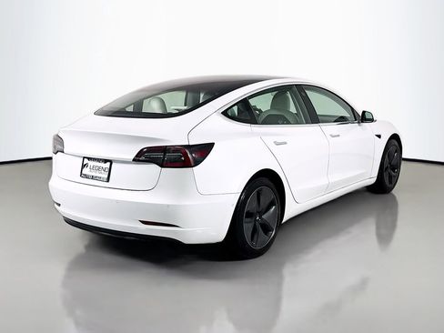 Used 2018 Tesla Model 3 Mid Range image 5